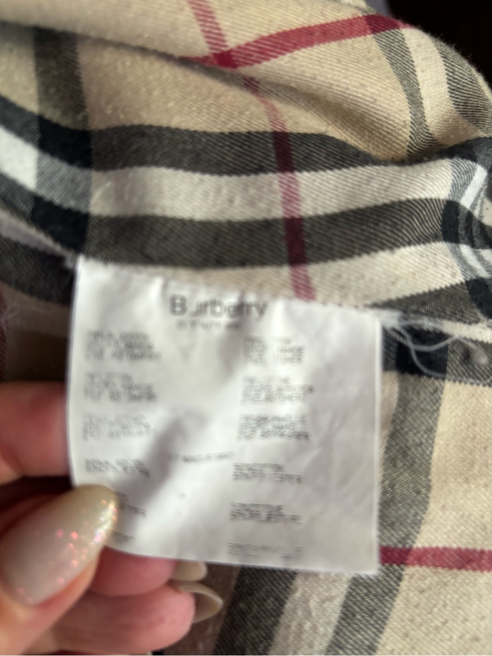 Burberry Black Denim Jacket with Beige Nova Check Lining - Picture 6 of 9